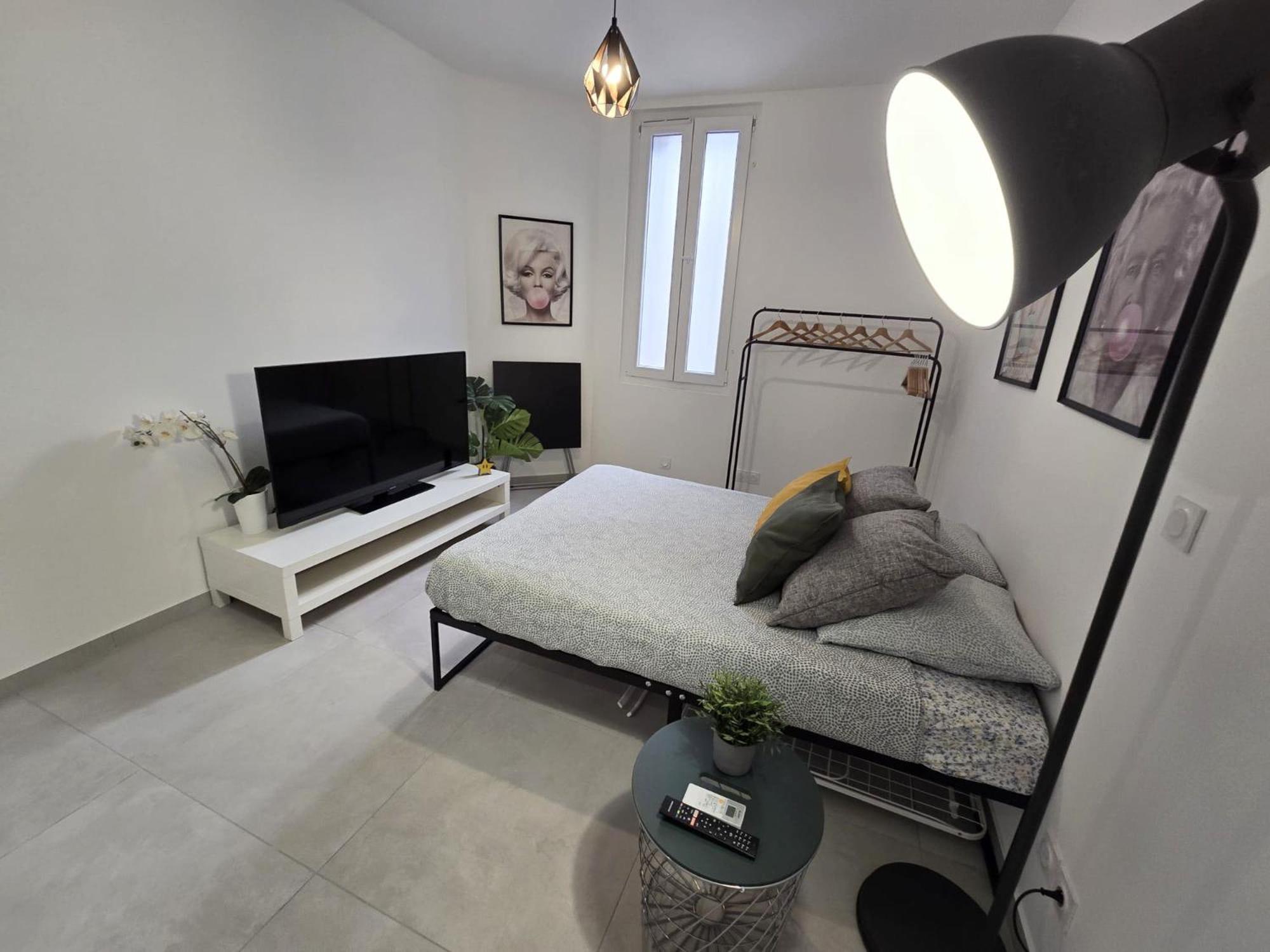 Gregbnb - Studio 22M2 - Climatise -10Min Gare - 1 Tolone Esterno foto